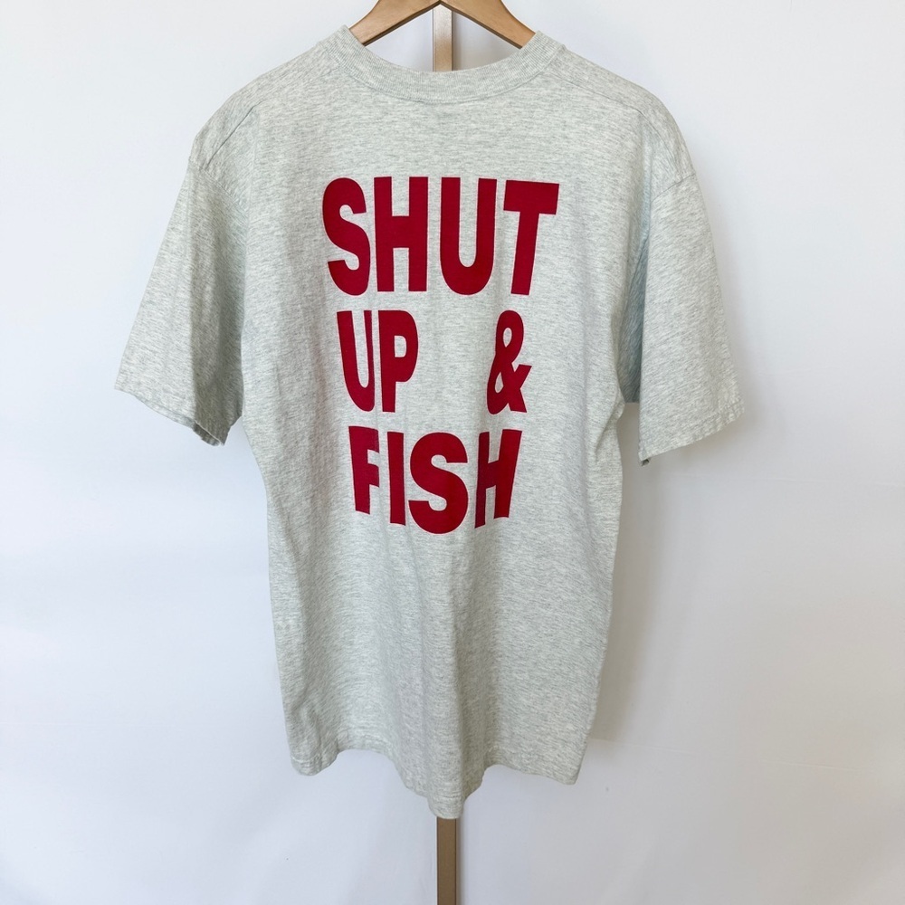 VINTAGE! 90’s Y2K Bill Carey’s Striper Express Fish Gray Graphic T-Shirt Men's L